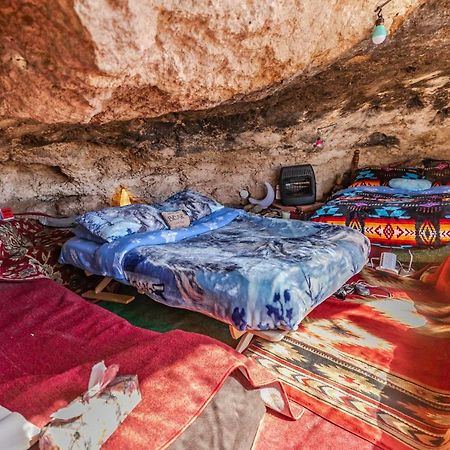 Cave, Yurt, Bubble And Other Glamping Adventures Ξενοδοχείο Σεντόνα Εξωτερικό φωτογραφία