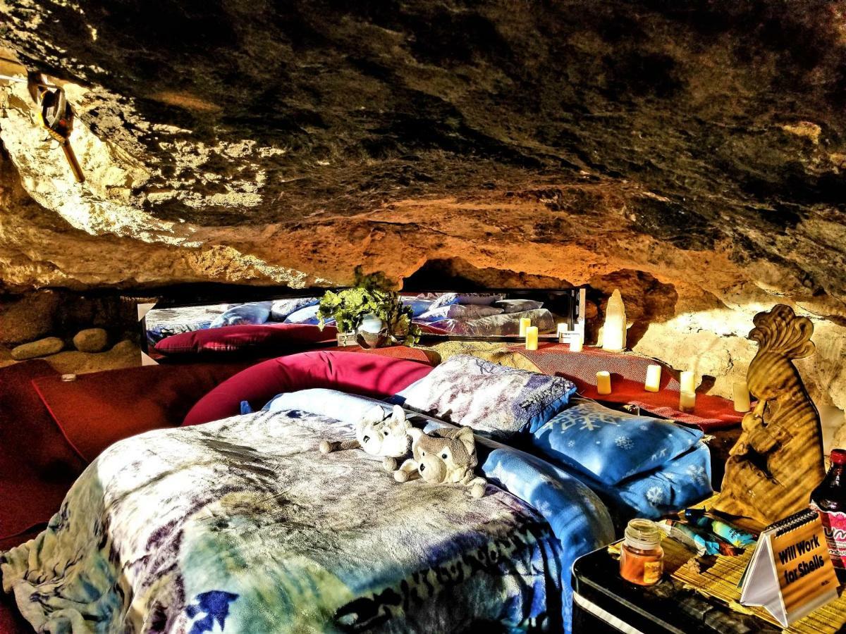 Cave, Yurt, Bubble And Other Glamping Adventures Ξενοδοχείο Σεντόνα Εξωτερικό φωτογραφία