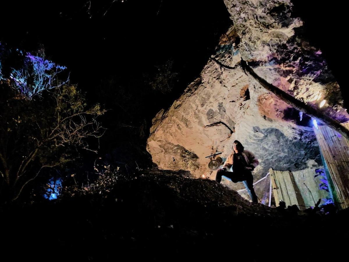 Cave, Yurt, Bubble And Other Glamping Adventures Ξενοδοχείο Σεντόνα Εξωτερικό φωτογραφία